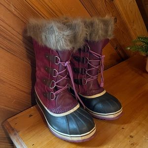 Sorel Joan of Arc boots